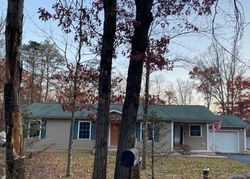 Pre-foreclosure in  LAKESIDE DR Effort, PA 18330