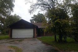 Pre-foreclosure Listing in SHELTER LN LIVINGSTON, TX 77351
