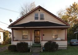 Pre-foreclosure in  W LEXINGTON AVE Danville, KY 40422