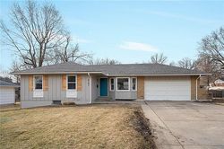 Pre-foreclosure in  E 89TH ST Kansas City, MO 64138