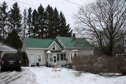 Pre-foreclosure Listing in ARMORY ST KEENE, NH 03431