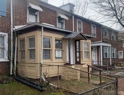 Pre-foreclosure in  KEARSARGE RD Camden, NJ 08104