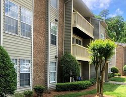 Pre-foreclosure Listing in ARLYN CIR APT E CHARLOTTE, NC 28213