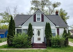 Pre-foreclosure in  CATHERINE ST Maple Heights, OH 44137