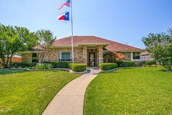 Pre-foreclosure in  LOCH HAVEN DR Plano, TX 75023