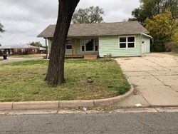 Pre-foreclosure in  N POPLAR ST Wichita, KS 67219