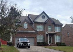 Pre-foreclosure in  WINDSOR CREEK DR SW Conyers, GA 30094