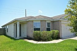 Pre-foreclosure in  SUNFLOWER CREEK LN Richmond, TX 77469