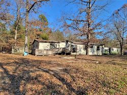 Pre-foreclosure in  OAK CT Pelzer, SC 29669