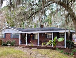 Pre-foreclosure in  CENTER DR W Beaufort, SC 29902