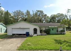 Pre-foreclosure in  WEE BURN ST Sarasota, FL 34243