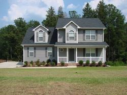 Pre-foreclosure Listing in COBBLESTONE DR SPRING LAKE, NC 28390