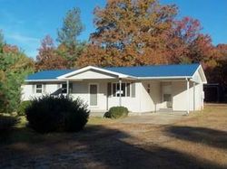 Pre-foreclosure in  ROLLINS DR Catawba, NC 28609