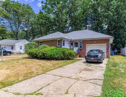 Pre-foreclosure in  2ND AVE North Brunswick, NJ 08902