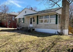 Pre-foreclosure in  WAYNE AVE Jefferson City, MO 65109