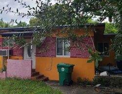 Pre-foreclosure in  NW 6TH AVE Miami, FL 33127