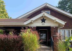 Pre-foreclosure Listing in S MAIN ST LIBERTY, IN 47353