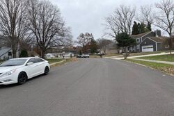 Pre-foreclosure in  CHERRY TREE LN Elkhart, IN 46514