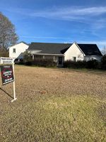 Pre-foreclosure in  WARRINGTON RD Albany, GA 31721