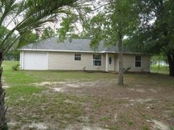 Pre-foreclosure in  BAYLOR AVE Keystone Heights, FL 32656