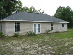 Pre-foreclosure in  BAYLOR AVE Keystone Heights, FL 32656