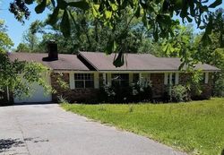 Pre-foreclosure in  E KINGSFIELD RD Cantonment, FL 32533