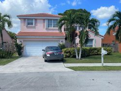 Pre-foreclosure in  SALTAIRE TER Pompano Beach, FL 33063