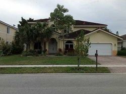 Pre-foreclosure in  PHOENICIAN CT Fort Lauderdale, FL 33328