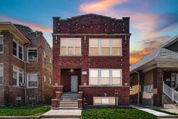 Pre-foreclosure in  S LOOMIS BLVD Chicago, IL 60620