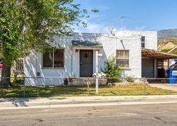 Pre-foreclosure in  RICHMOND RD Santa Paula, CA 93060
