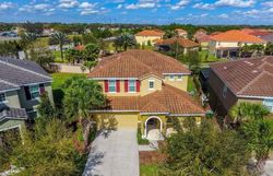 Pre-foreclosure in  ACORN CT Davenport, FL 33837