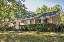 Pre-foreclosure in  THACKSTON DR Spartanburg, SC 29307