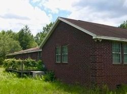 Pre-foreclosure Listing in HENRYNELLIE LN HUGER, SC 29450