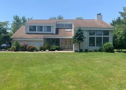 Pre-foreclosure in  BRIDLE CT Northport, NY 11768