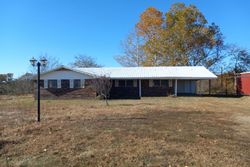 Pre-foreclosure in  BUD FRENCH RD Poteau, OK 74953