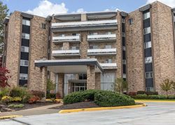 Pre-foreclosure Listing in ACACIA PARK DR APT 418 CLEVELAND, OH 44124