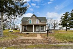 Pre-foreclosure Listing in GLADE RUN RD LONDON, OH 43140