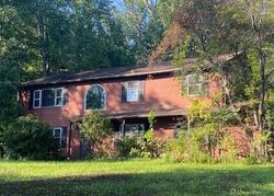 Pre-foreclosure in  GRETL LN New Milford, CT 06776