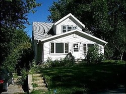 Pre-foreclosure Listing in W 9TH ST S NEWTON, IA 50208
