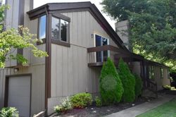 Pre-foreclosure in  BLENDON VALLEY DR Columbus, OH 43230