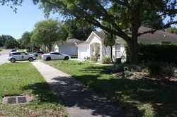 Pre-foreclosure in  ISLAND COVE DR Deland, FL 32724