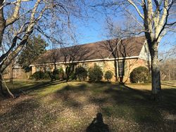 Pre-foreclosure Listing in COLBURN MOUNTAIN RD TUSCUMBIA, AL 35674