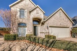 Pre-foreclosure in  TWIN OAKS CIR Grapevine, TX 76051