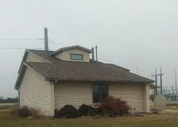 Pre-foreclosure Listing in BRITTANY LN CLINTON, IL 61727