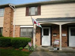 Pre-foreclosure in  AUTUMN CHAPEL WAY Rochester, NY 14624