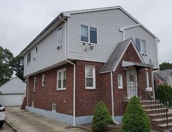 Pre-foreclosure Listing in WOOD ST LYNBROOK, NY 11563