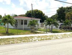 Pre-foreclosure in  NW 21ST AVE Miami, FL 33147