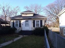 Pre-foreclosure in  MORRIS AVE Homewood, IL 60430