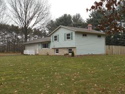 Pre-foreclosure in  LOCUST RD South Bend, IN 46614