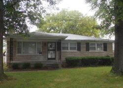 Pre-foreclosure in  GREENWELL LN Louisville, KY 40216